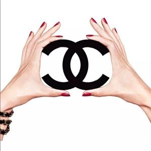 Meet your Posher, Yadira